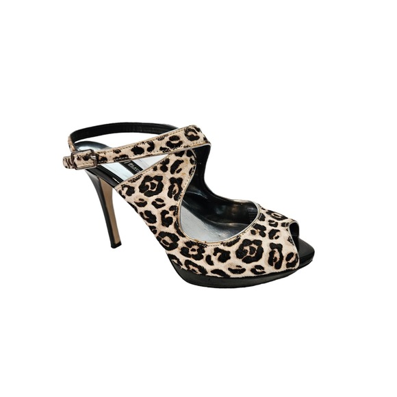 White House Black Market‎ Heels Tallulah Calf Hair Leopard Print Peep Toe 6.5M - Picture 1 of 13